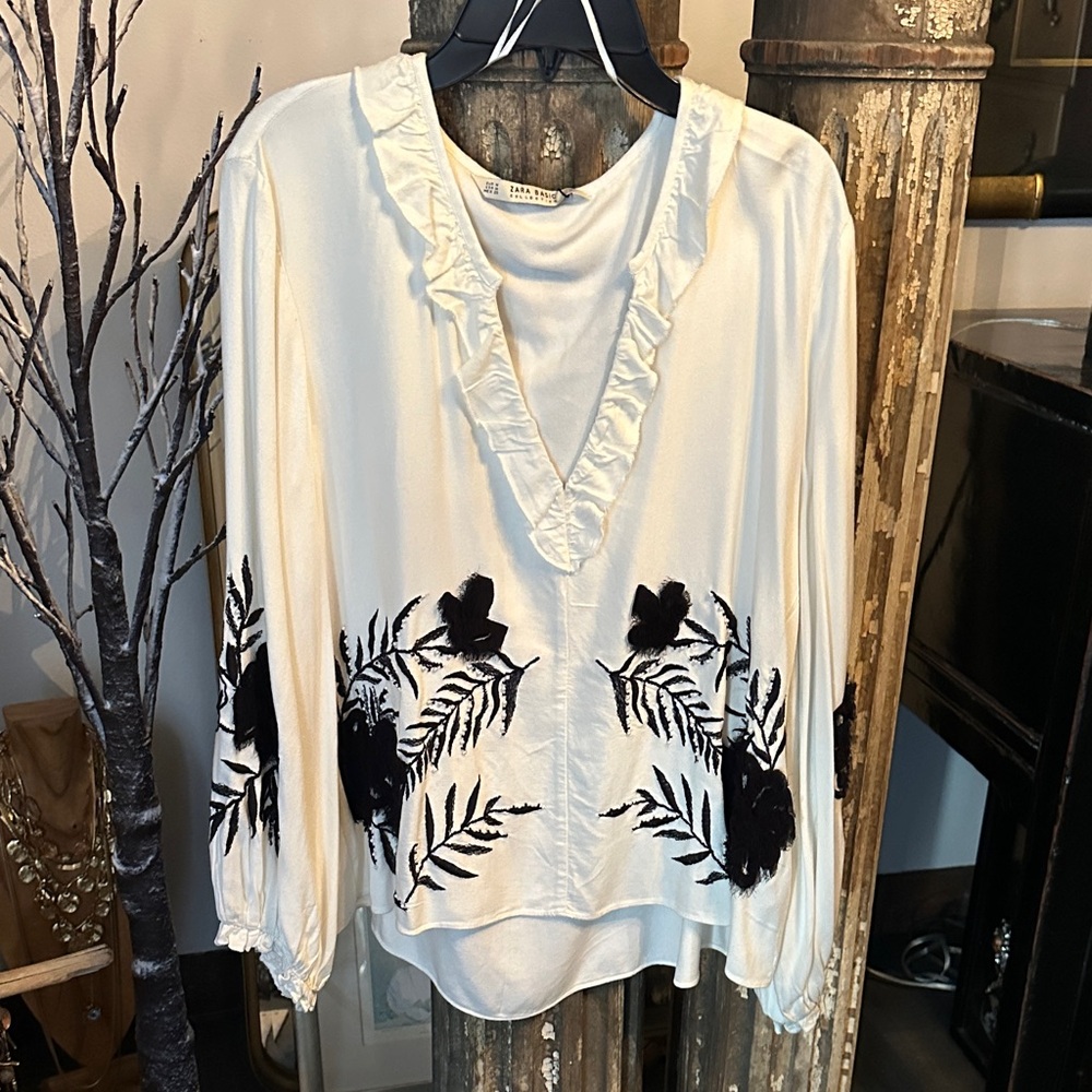 Zara Cream Ruffle V-Neck Blouse with Black Floral Embroidery - NWT